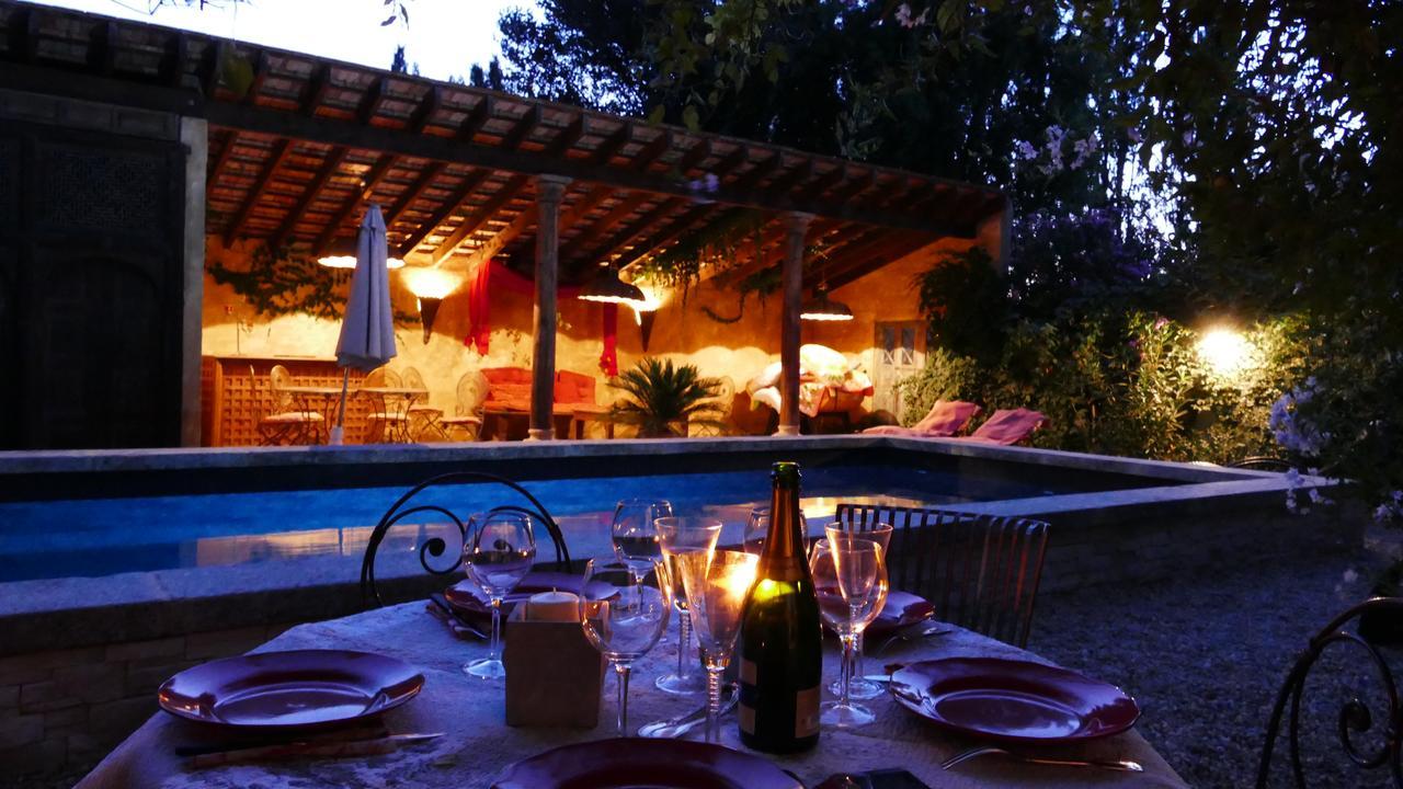 Mas Du Puits D'Amour Orange  Exterior foto